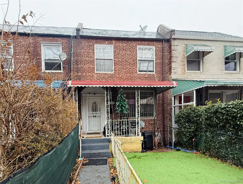 1159 Grenada Place Bronx NY 10466