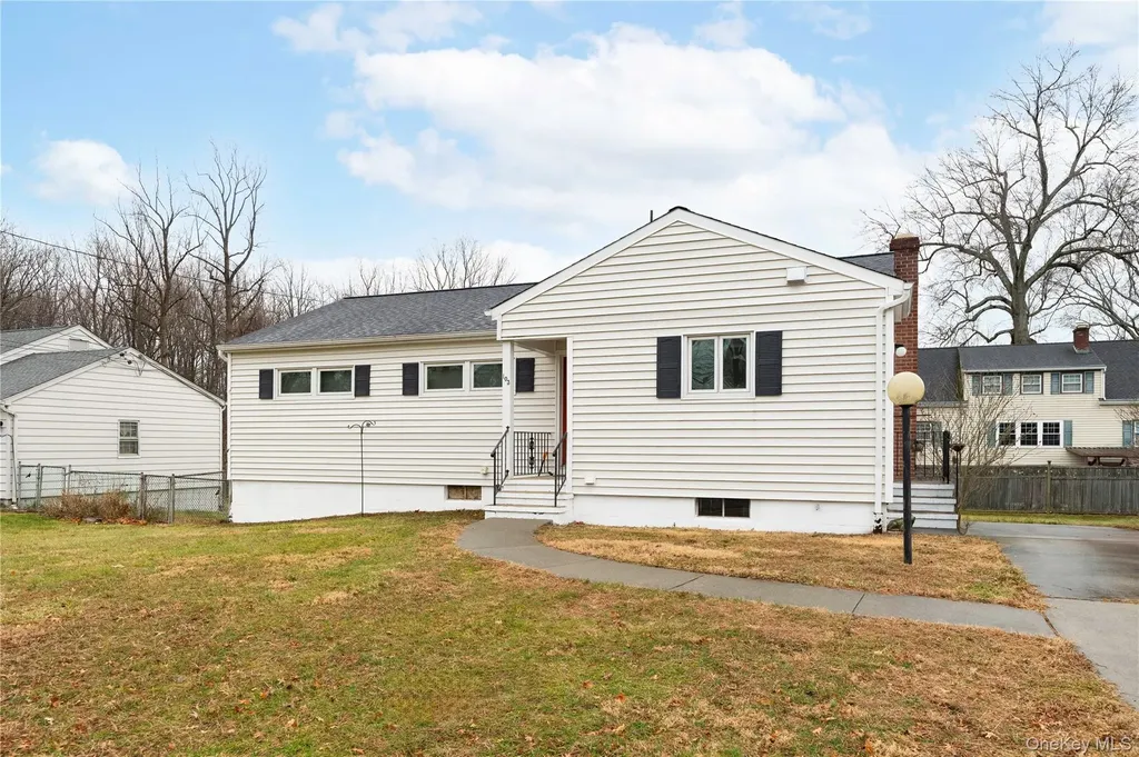 103 W Willow Street Beacon NY 12508
