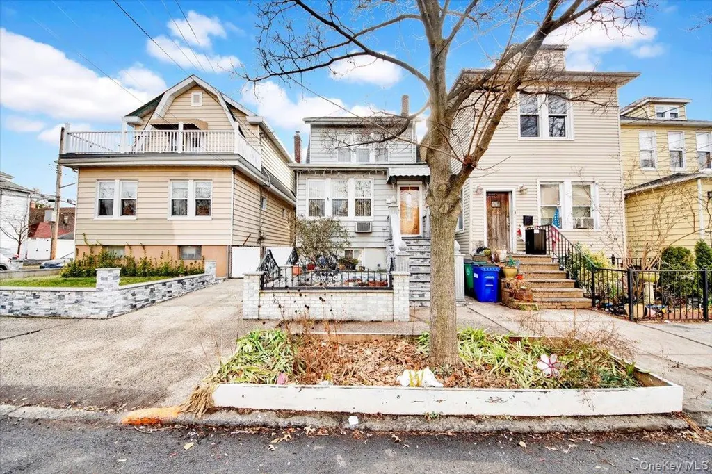 1038 Pierce Avenue Bronx NY 10461