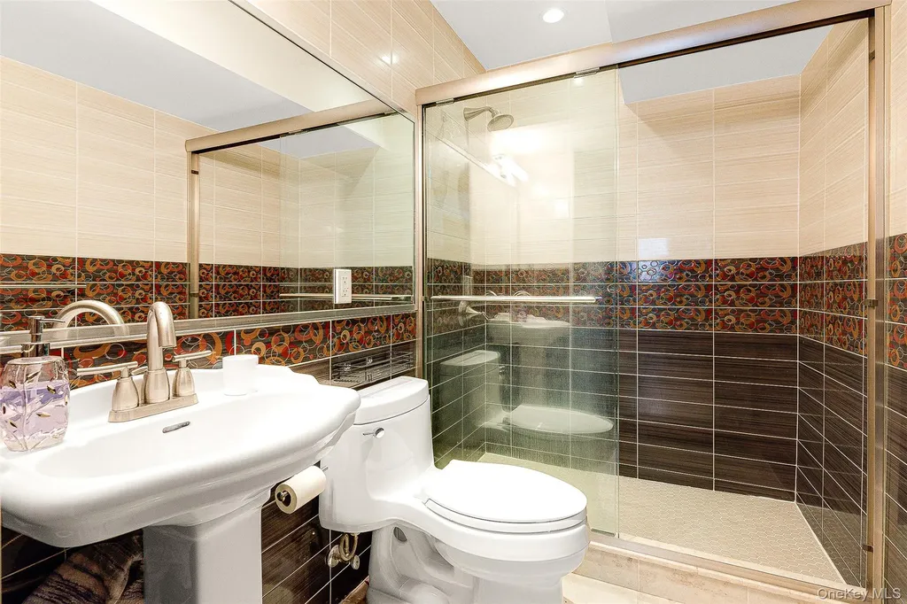 58-10 83rd Place Middle Village NY 11379