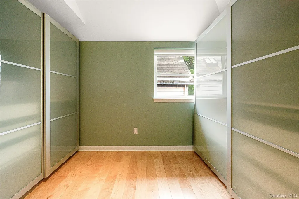 58-10 83rd Place Middle Village NY 11379