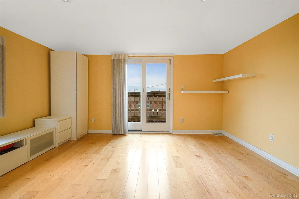 58-10 83rd Place Middle Village NY 11379