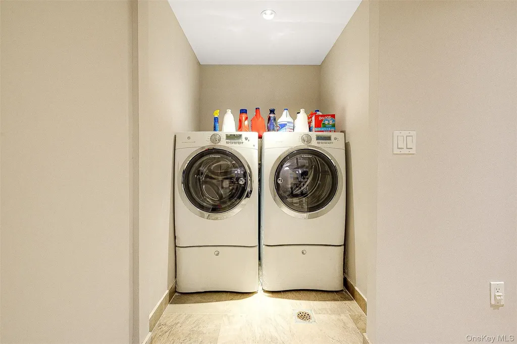 58-10 83rd Place Middle Village NY 11379