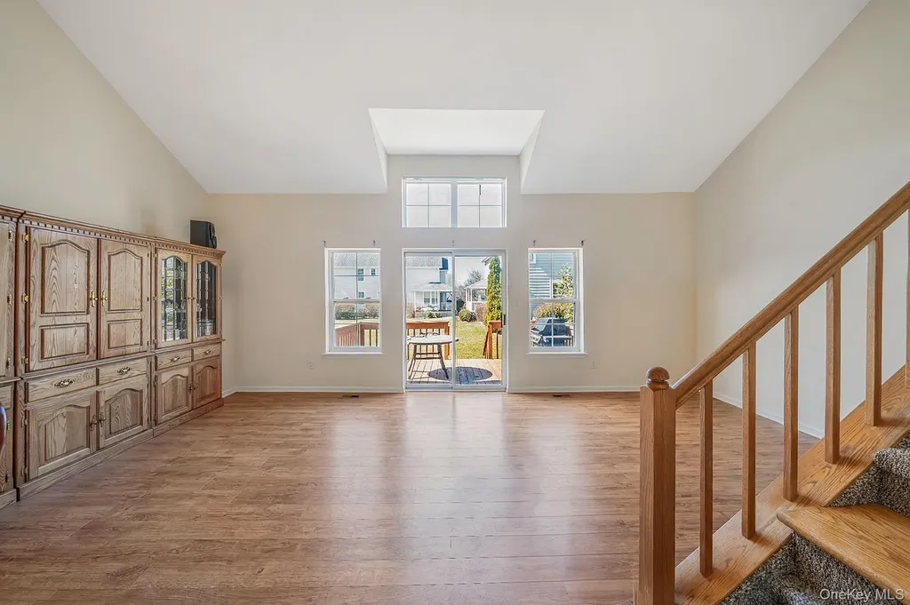 22 Fairlawn Drive Central Islip NY 11722