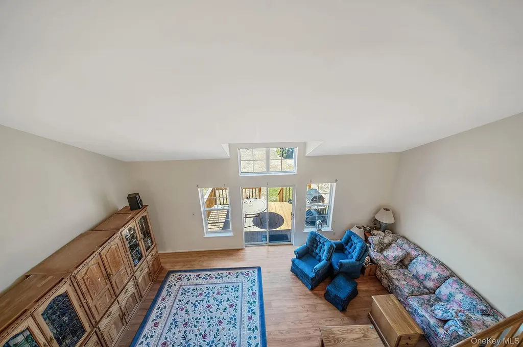 22 Fairlawn Drive Central Islip NY 11722