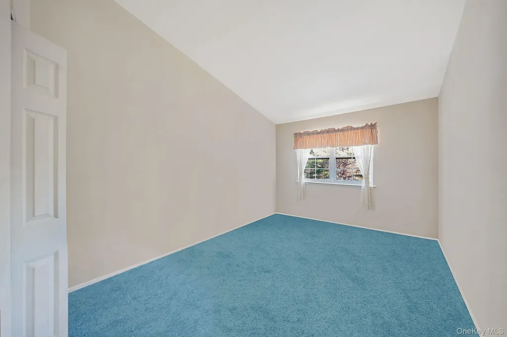 22 Fairlawn Drive Central Islip NY 11722