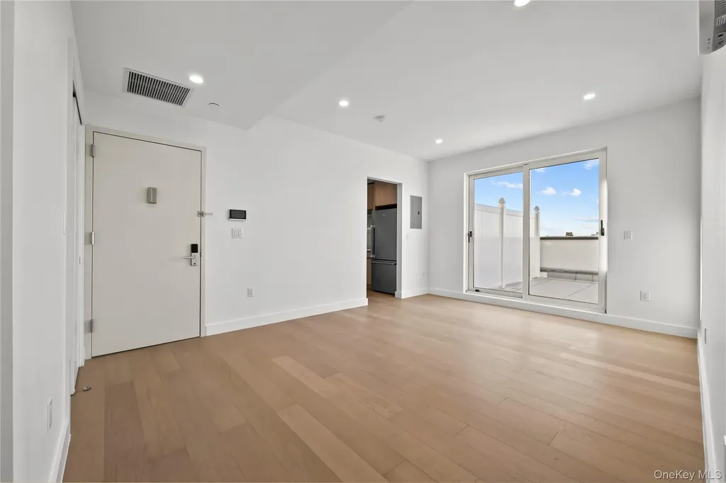 150-02 Northern Boulevard Flushing NY 11354