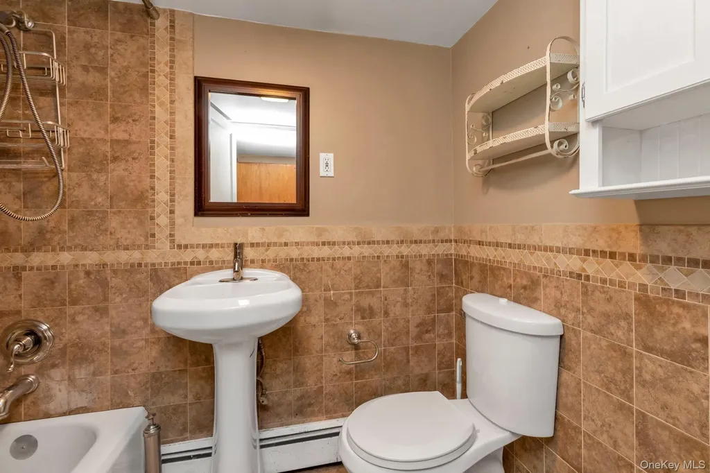 1521 Pine Acres Boulevard Bay Shore NY 11706