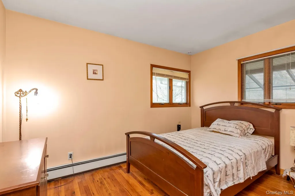 1521 Pine Acres Boulevard Bay Shore NY 11706