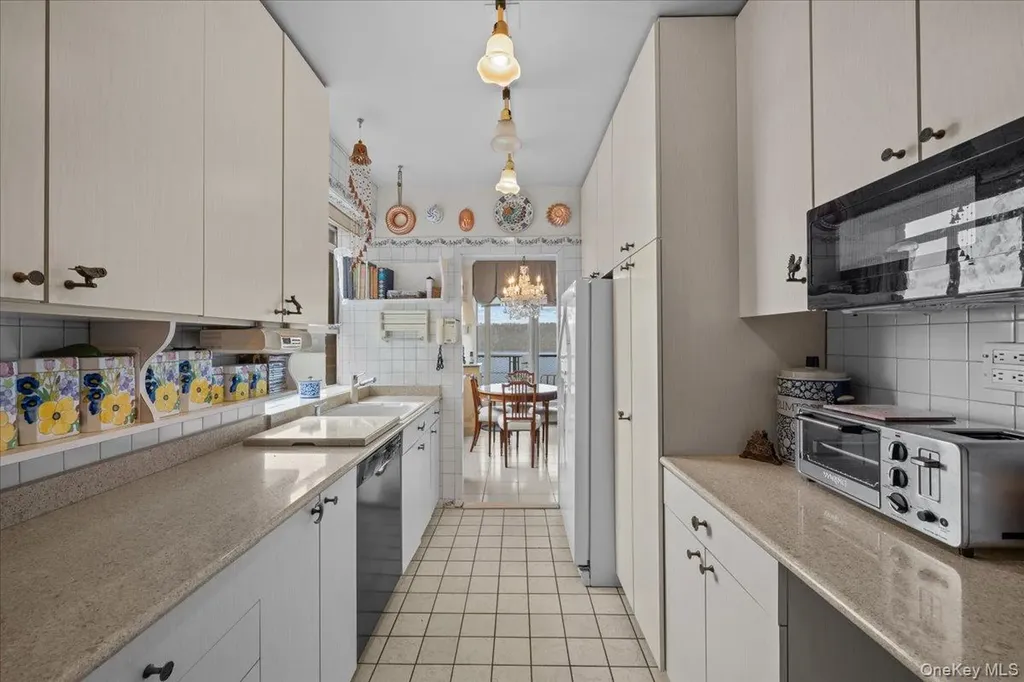 2727 Palisade Avenue Bronx NY 10463