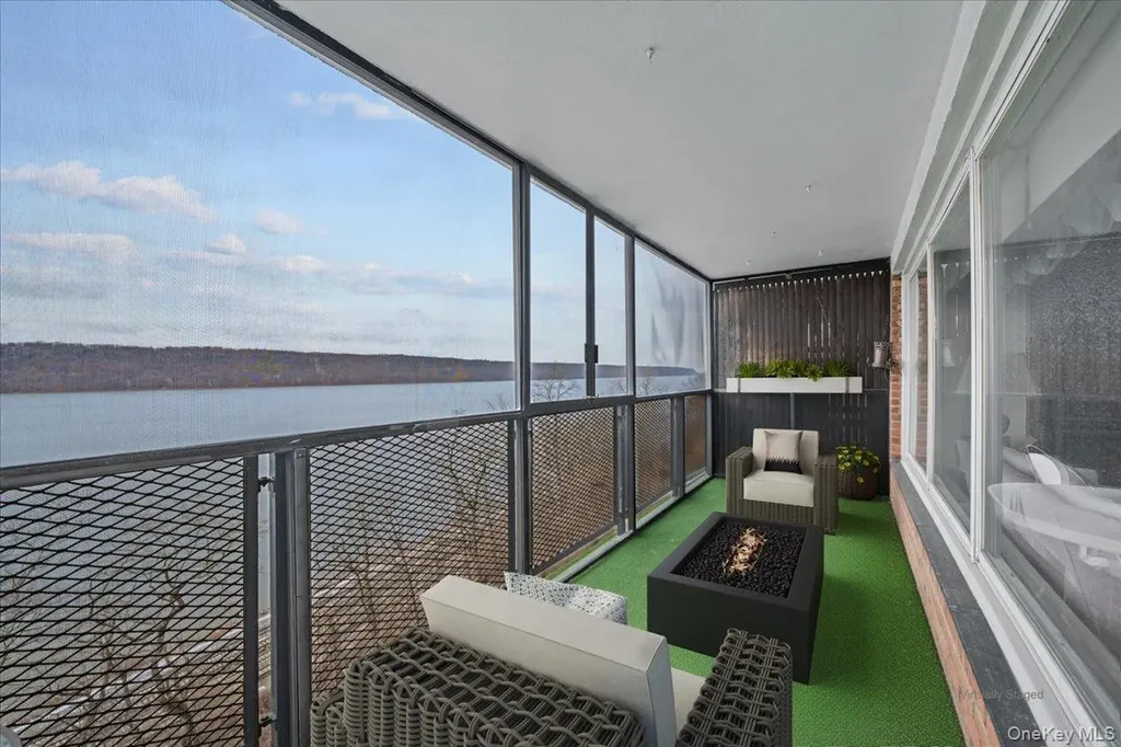 2727 Palisade Avenue Bronx NY 10463