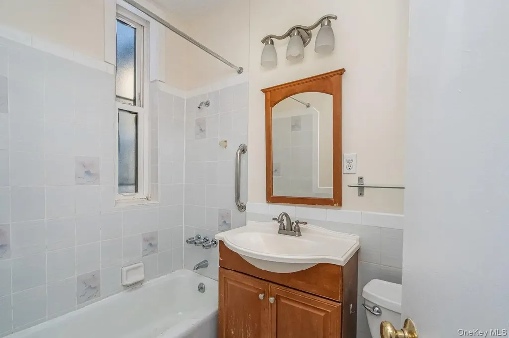 62 Sutton Street Brooklyn NY 11222