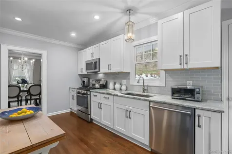 35 Hamilton Road Chappaqua NY 10514