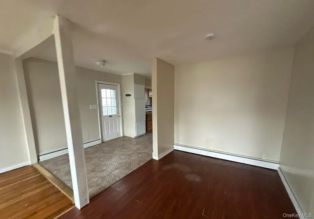 104 Weeks Road North Babylon NY 11703