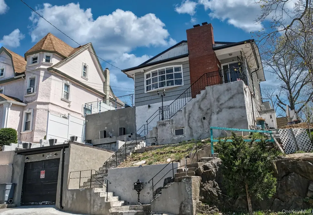18 Arden Place Yonkers NY 10701