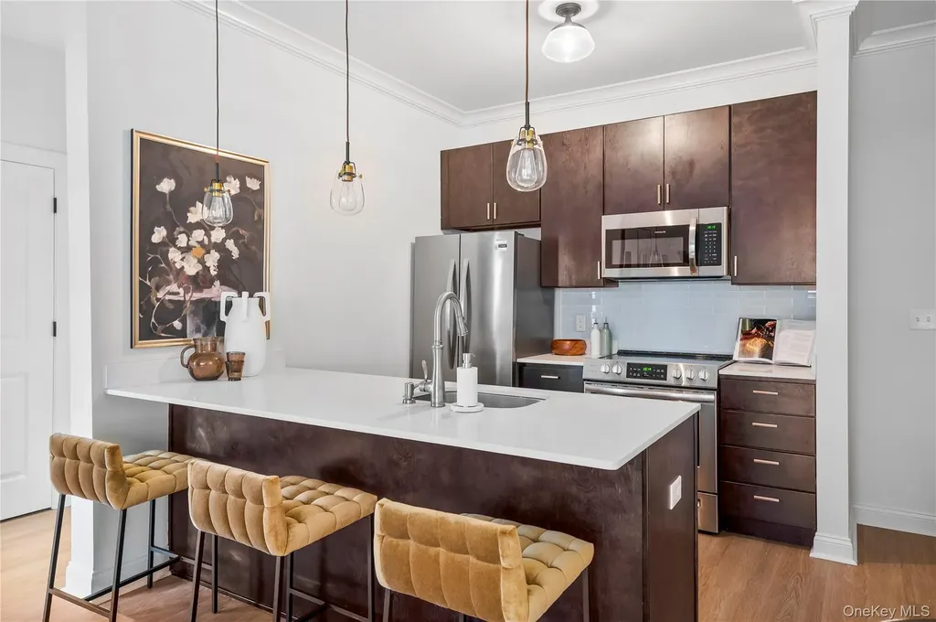30 Lake Avenue Call Listing Agent NY 12866