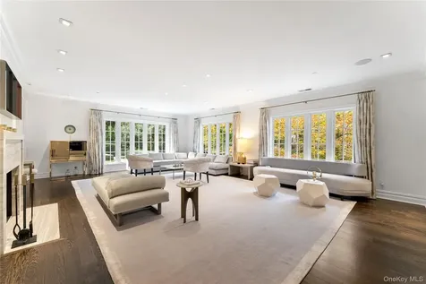 8 Richbell Road Scarsdale NY 10583