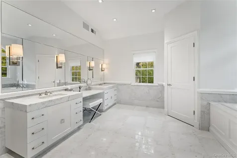 8 Richbell Road Scarsdale NY 10583