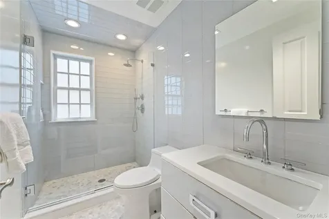 8 Richbell Road Scarsdale NY 10583