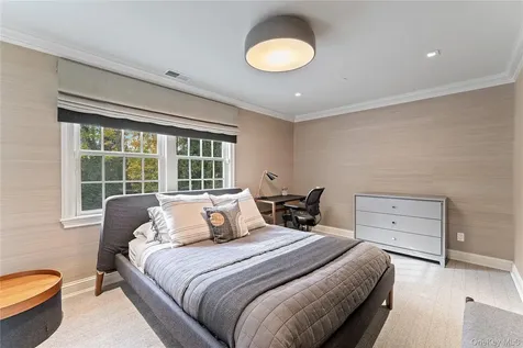 8 Richbell Road Scarsdale NY 10583