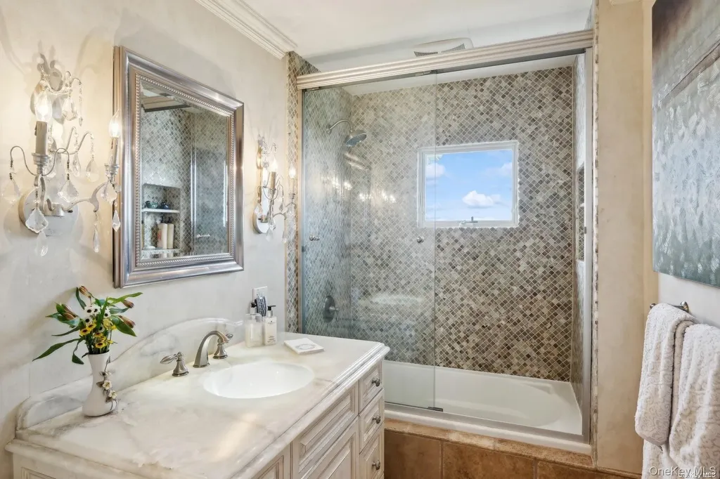 2 W Hillover Road Hampton Bays NY 11946