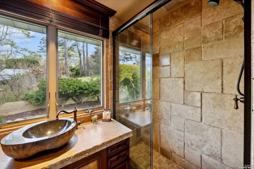 2 W Hillover Road Hampton Bays NY 11946