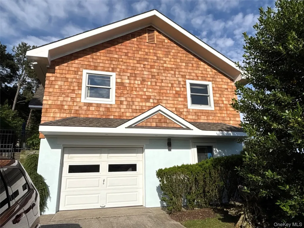 2 W Hillover Road Hampton Bays NY 11946