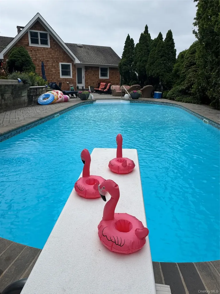 2 W Hillover Road Hampton Bays NY 11946