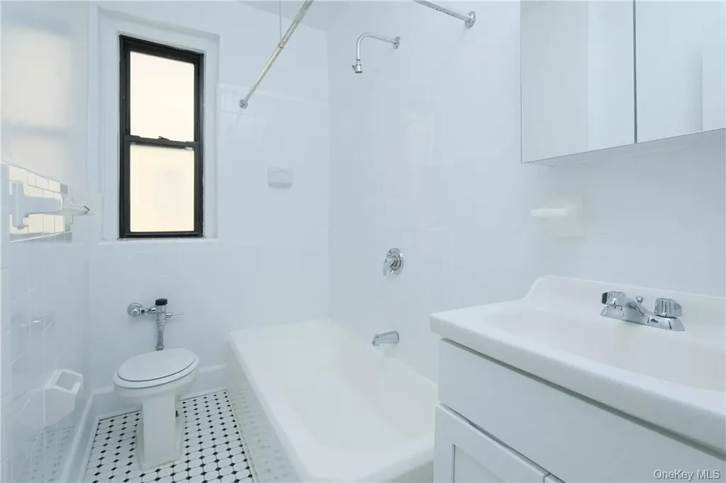 2685 Creston Avenue Bronx NY 10468