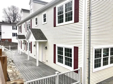 1004 N Division Street Peekskill NY 10566