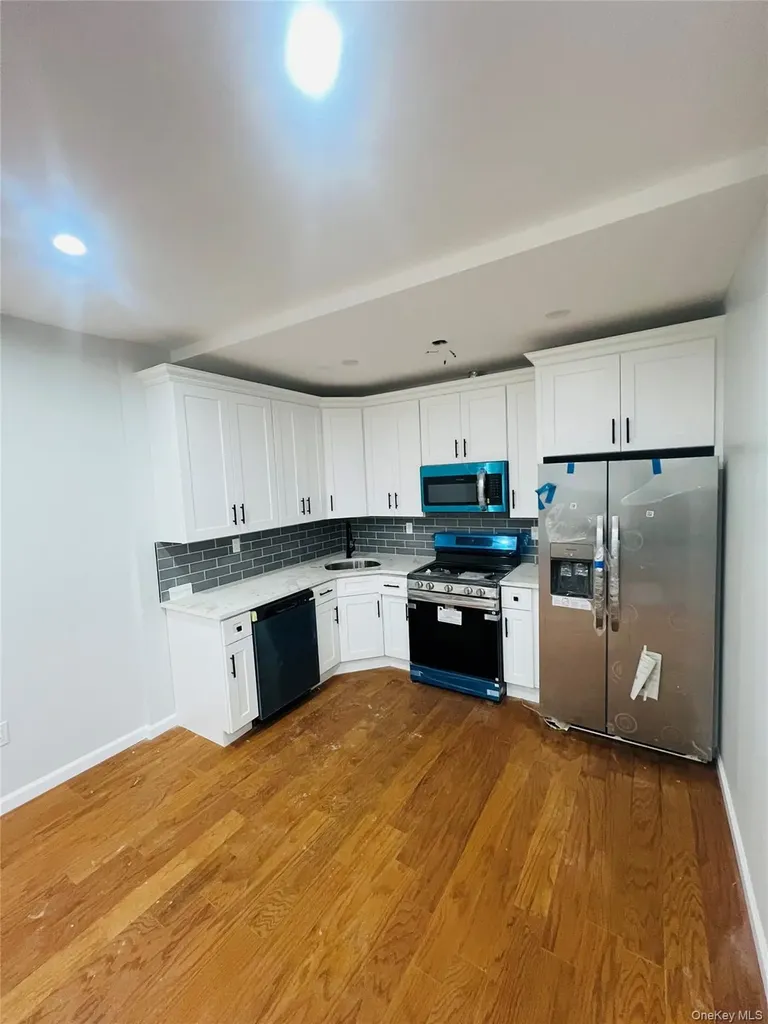 86 Nichols Avenue Brooklyn NY 11208