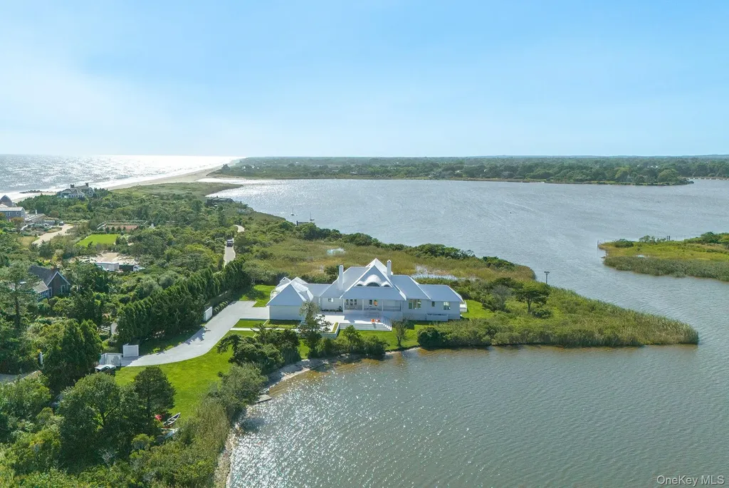 64 W End Road East Hampton NY 11937