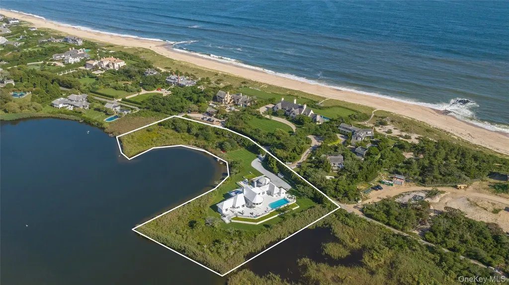64 W End Road East Hampton NY 11937