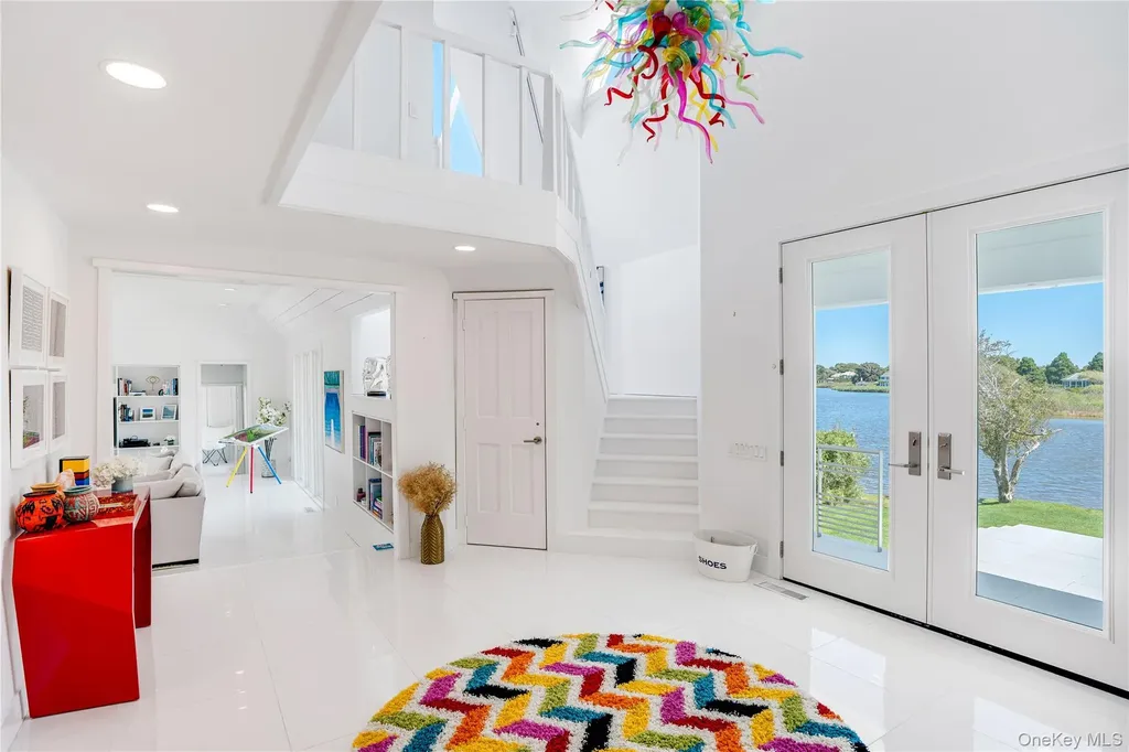 64 W End Road East Hampton NY 11937
