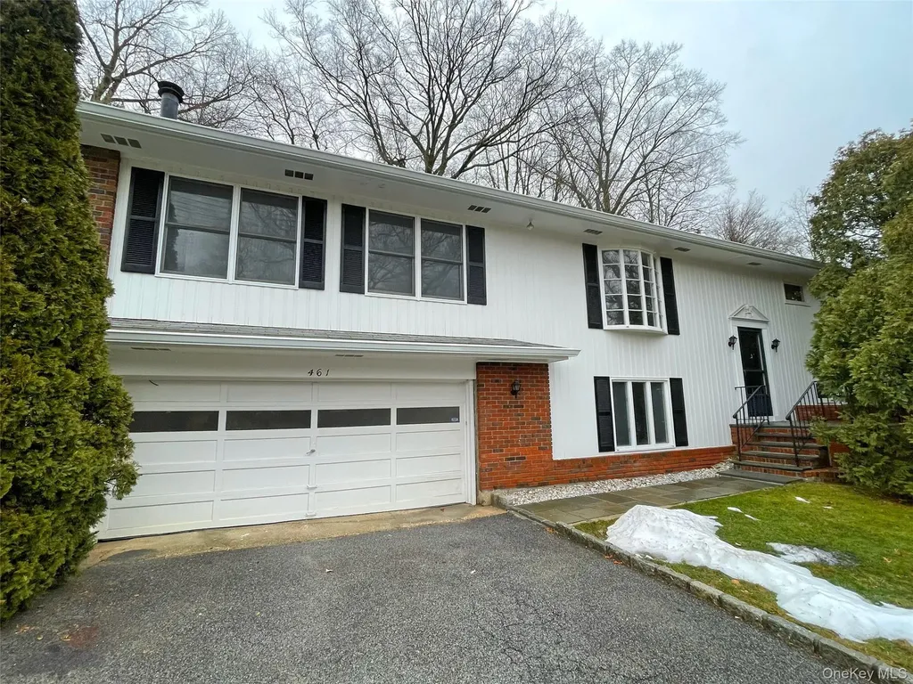 461 Pinebrook Boulevard New Rochelle NY 10804
