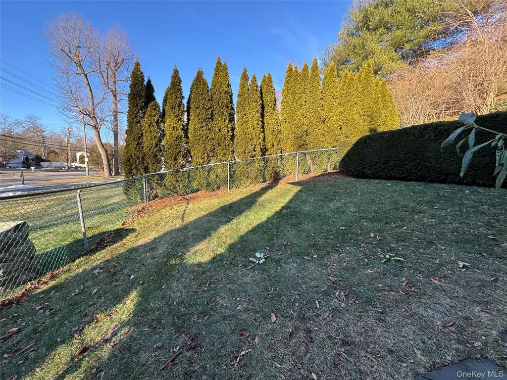 461 Pinebrook Boulevard New Rochelle NY 10804