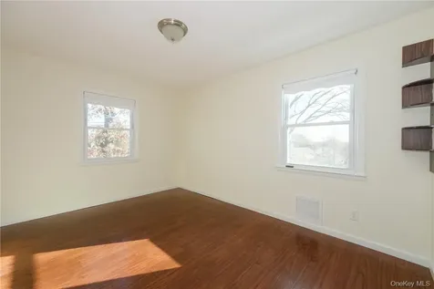 1320 Mamaroneck Avenue Mamaroneck NY 10543