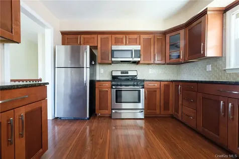 1320 Mamaroneck Avenue Mamaroneck NY 10543