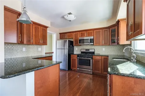 1320 Mamaroneck Avenue Mamaroneck NY 10543
