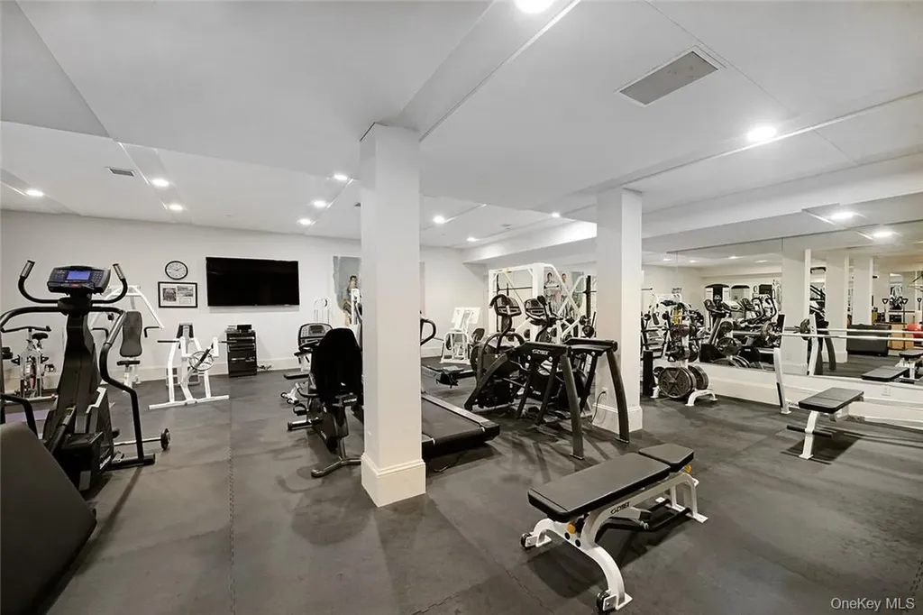 21 Lincoln Lane Purchase NY 10577