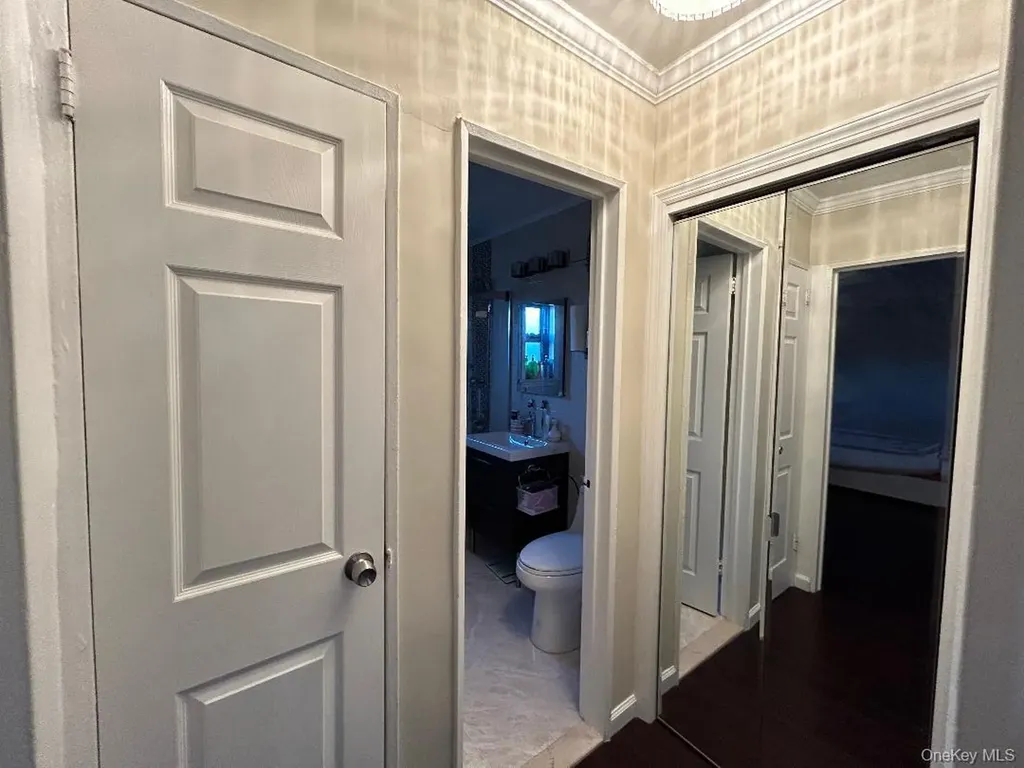17-52 166th Whitestone NY 11357