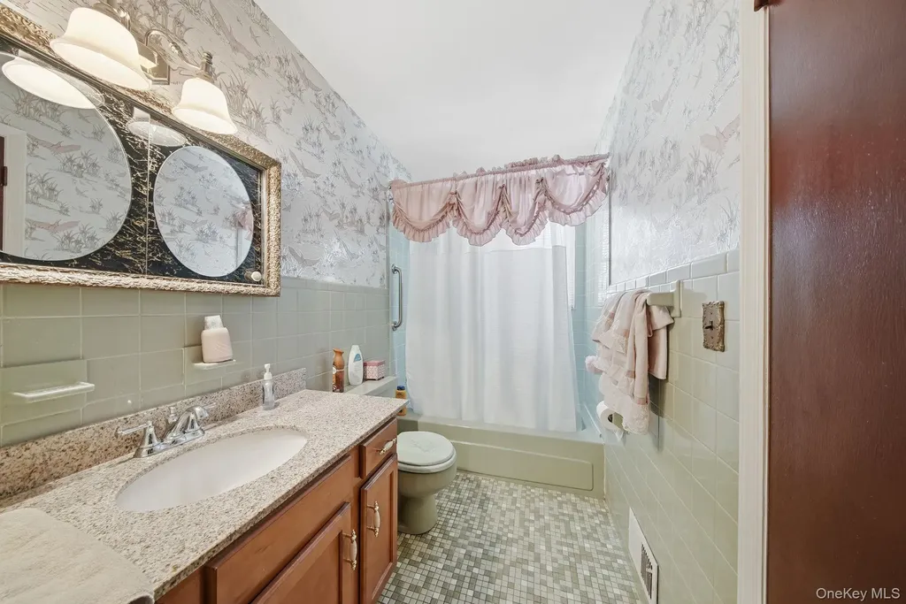 9 Michele Court Middletown NY 10941