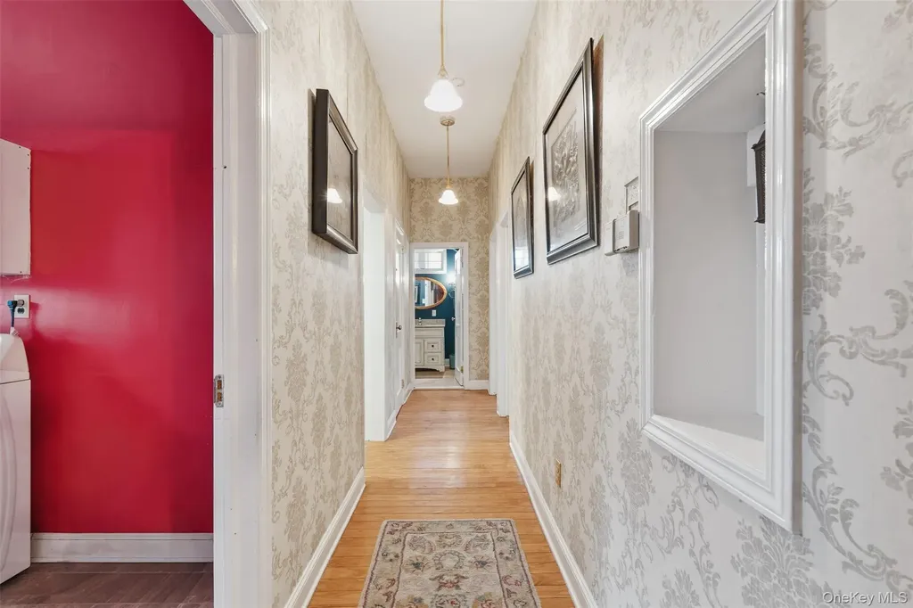 11 Oakdale Manor Suffern NY 10901