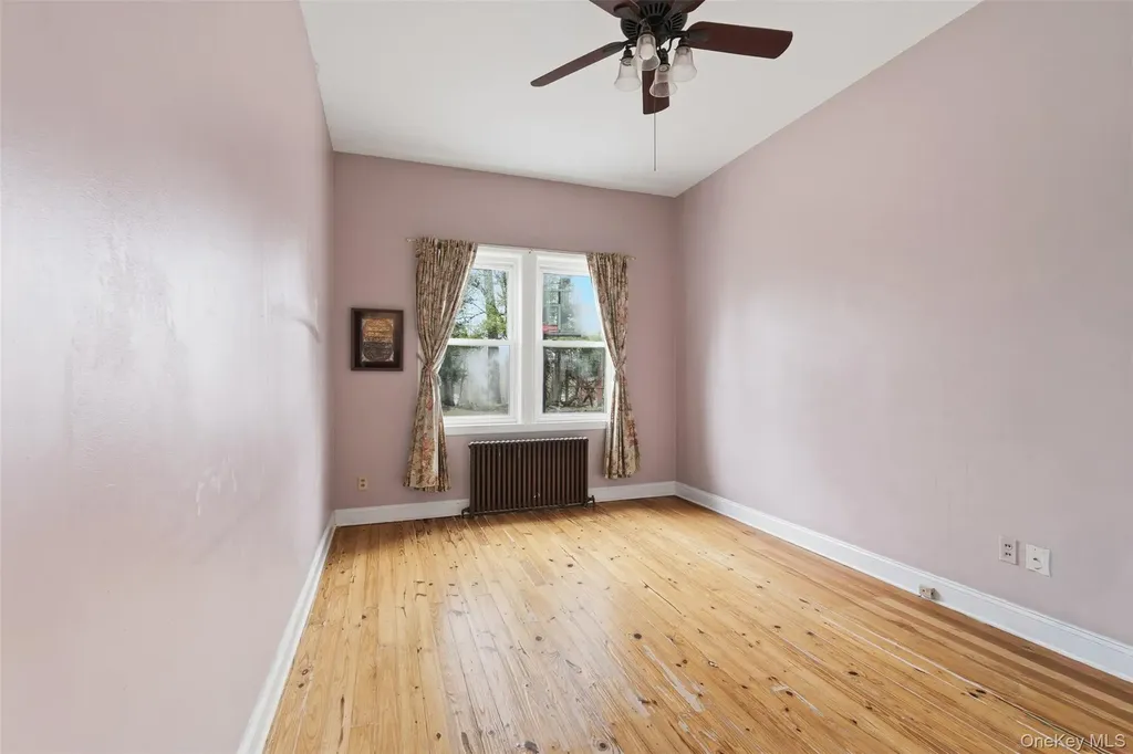 11 Oakdale Manor Suffern NY 10901