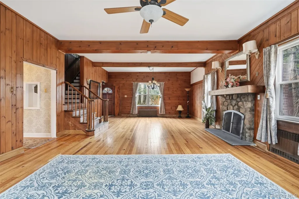 11 Oakdale Manor Suffern NY 10901