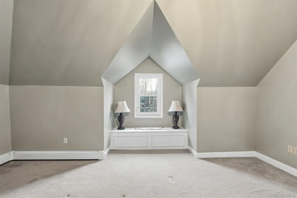 11 Oakdale Manor Suffern NY 10901
