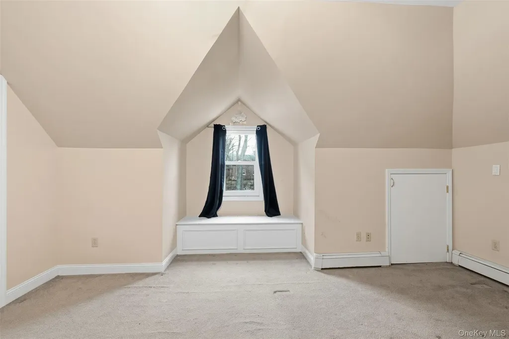 11 Oakdale Manor Suffern NY 10901