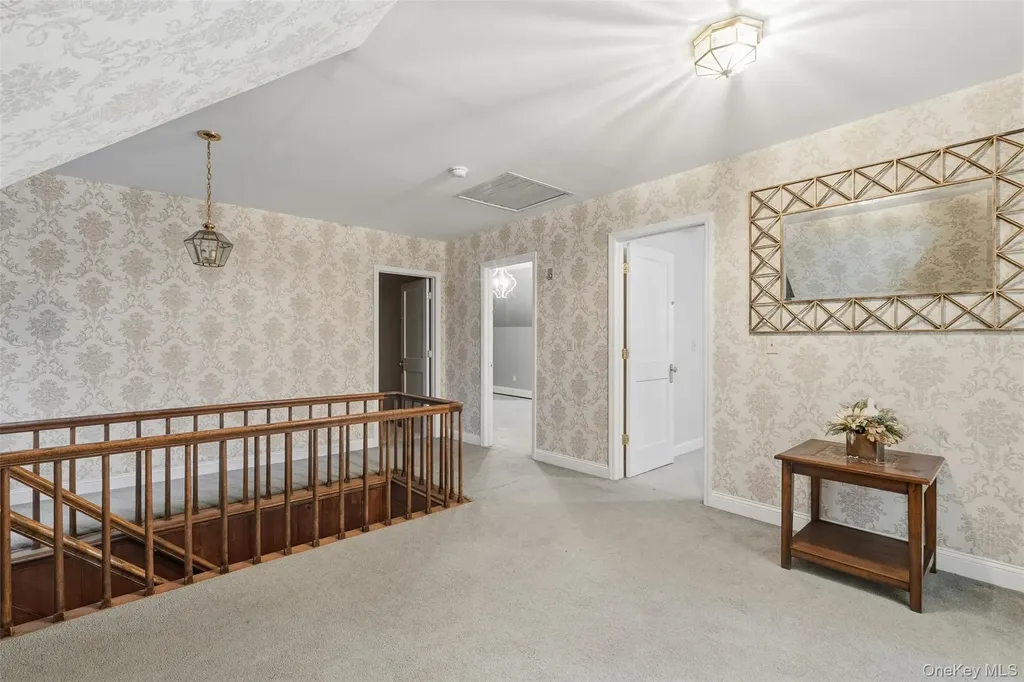 11 Oakdale Manor Suffern NY 10901