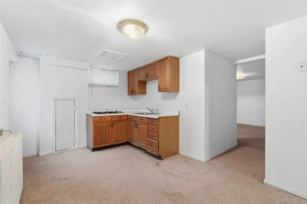 11 Oakdale Manor Suffern NY 10901