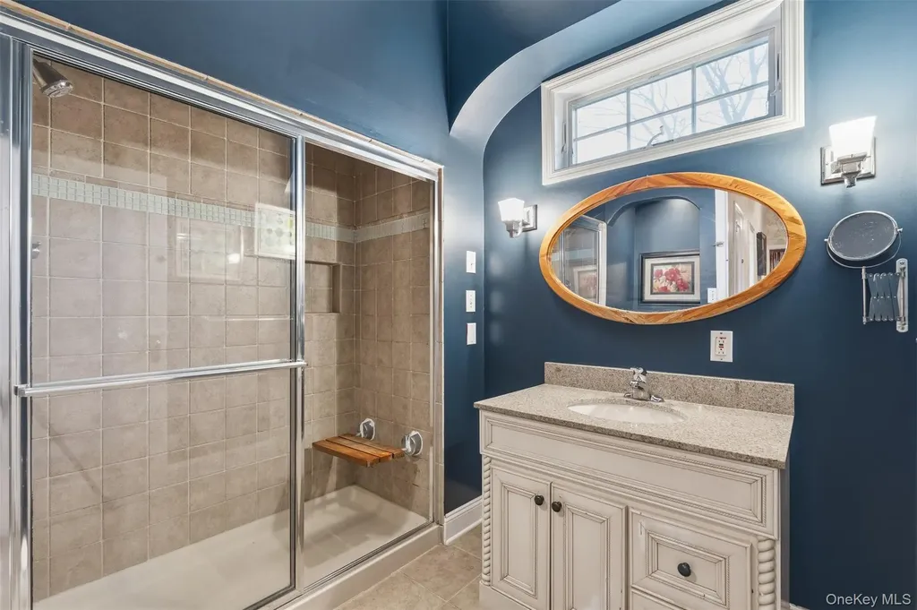 11 Oakdale Manor Suffern NY 10901